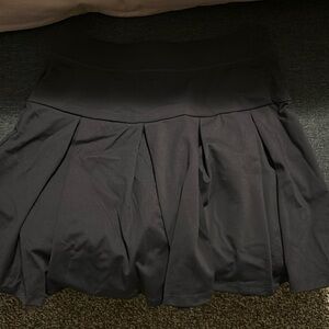 NEVER WORN gold hinge skirt